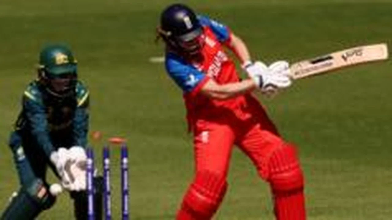Sciver-Brunt热身赛哑火英女队T20数据趋势对比分析